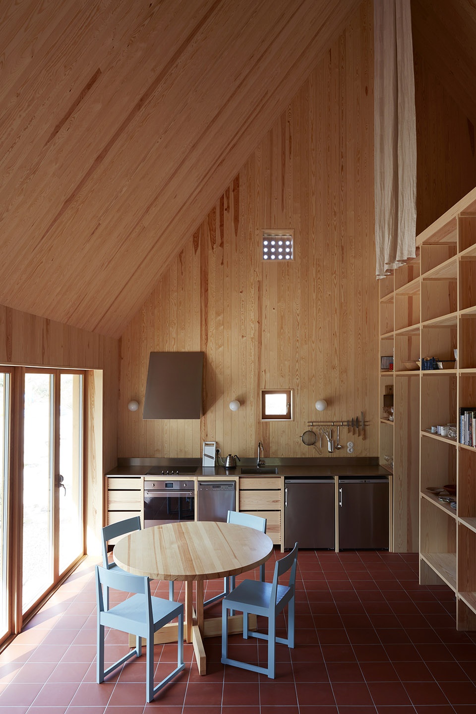 hee house by studio ellsinger