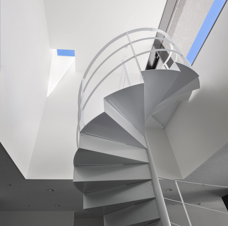 vectors in fukuoka by sako architects