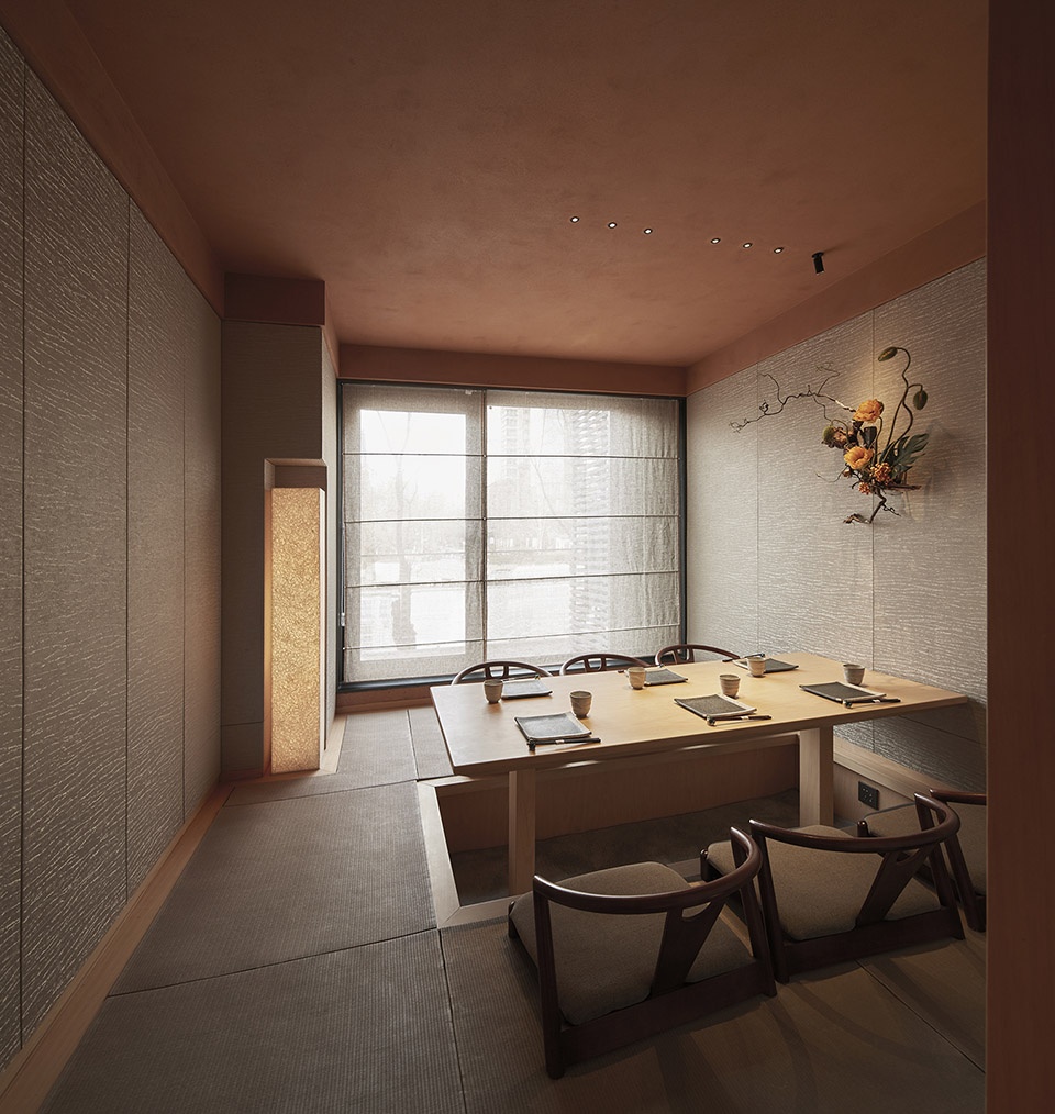 xi restaurant bar by odd okamoto deguchi design
