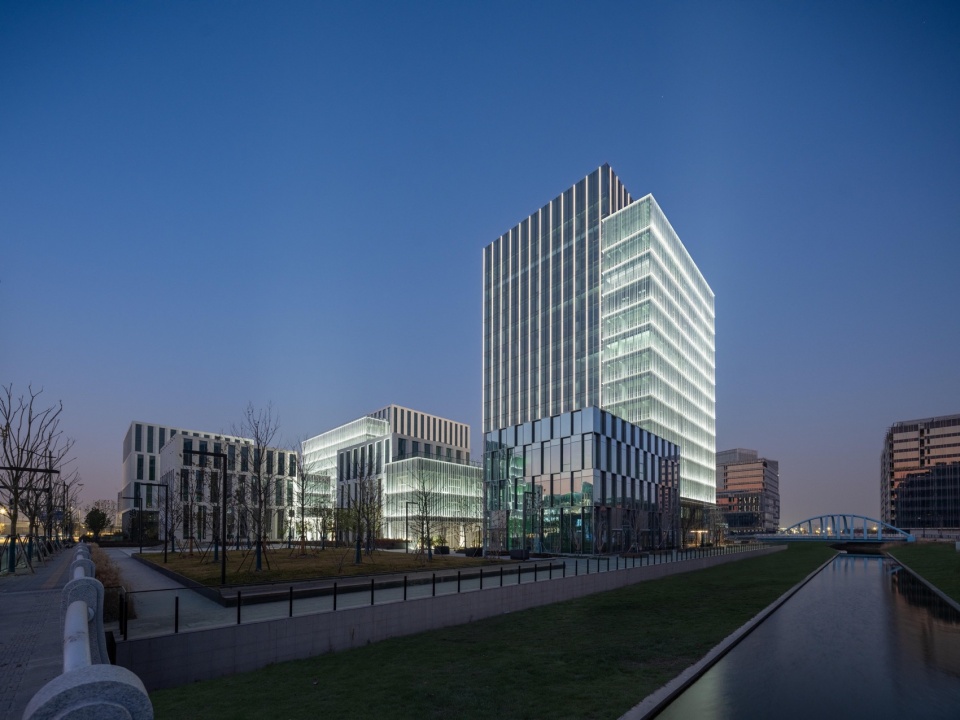 Lingang Group Nanda Digital Intelligence Oasis by Gensler