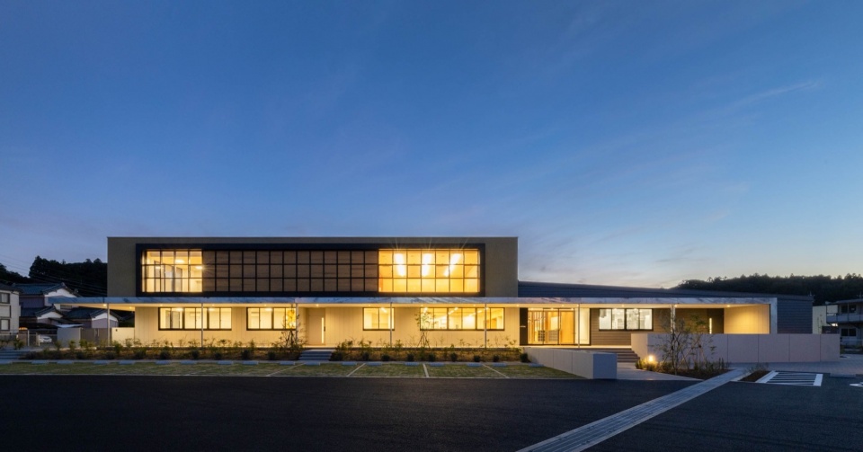 SG Kindergarten and Nursery by HIBINOSEKKEI Youji no Shiro KIDS DESIGN LABO