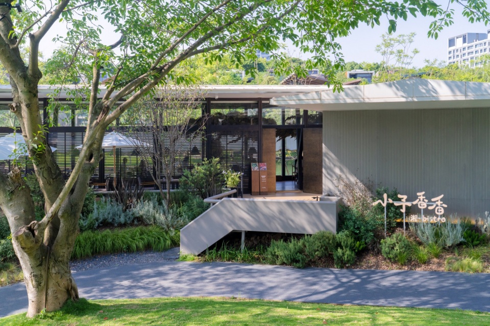 WX Building Design on CPI Island Luhu Lake by Palimpsest