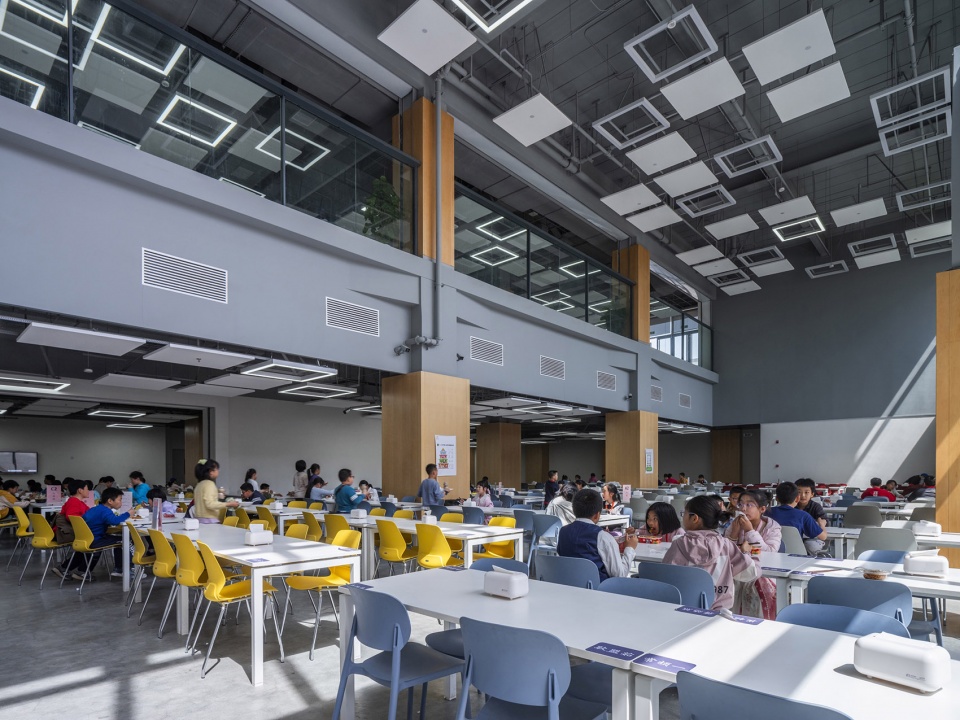 beijing navigation school by education design international inc and cadg facility asia