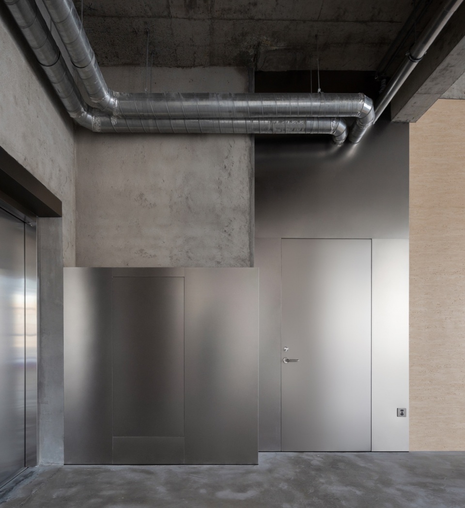 HOUSE OF DAYOU by NonApplicable X FRAME Dayou Geng