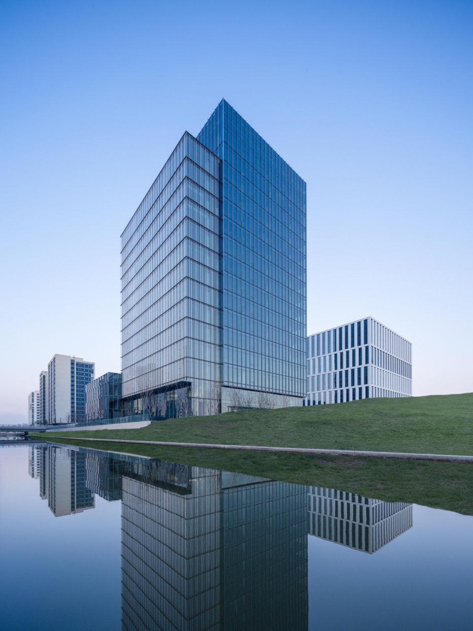 Lingang Group Nanda Digital Intelligence Oasis by Gensler