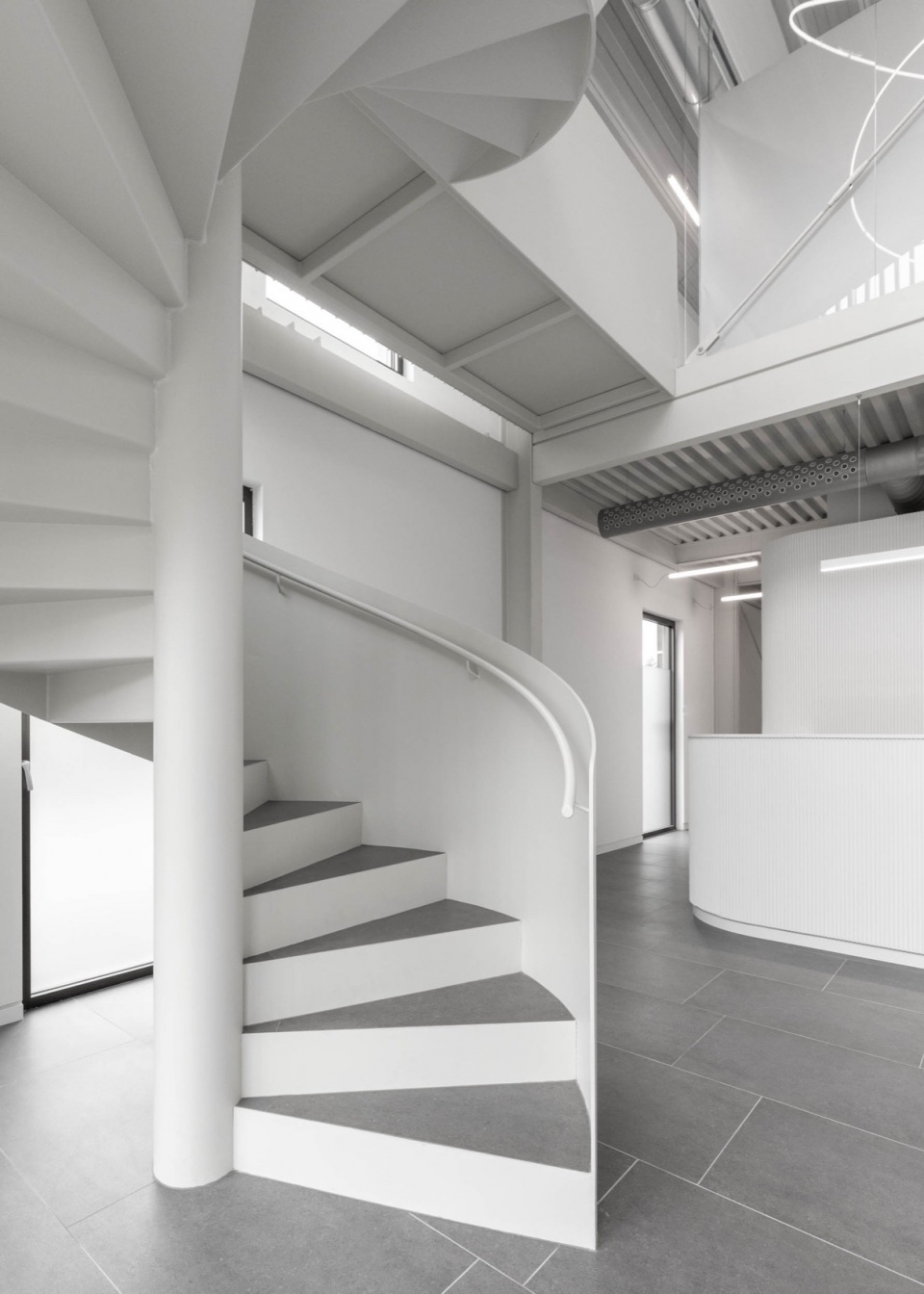 The Pisoni Dental Office by Studio Capitanio Architetti