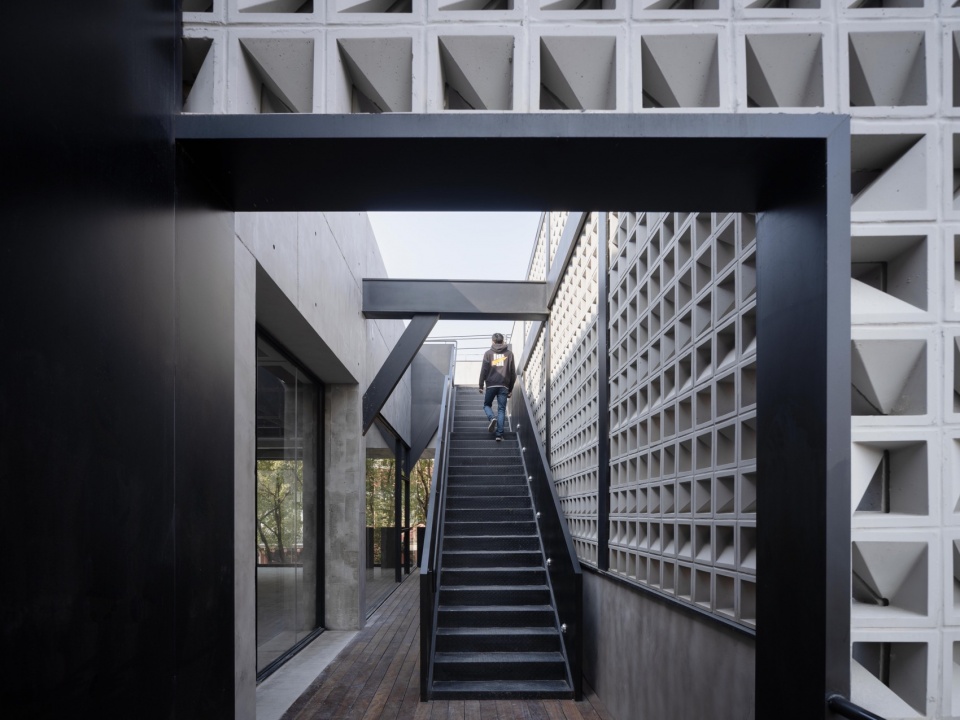 Tianwu Yousuo Shanghai by Benzhe Architecture