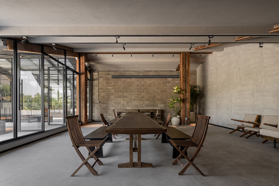 leban restaruant by mos design