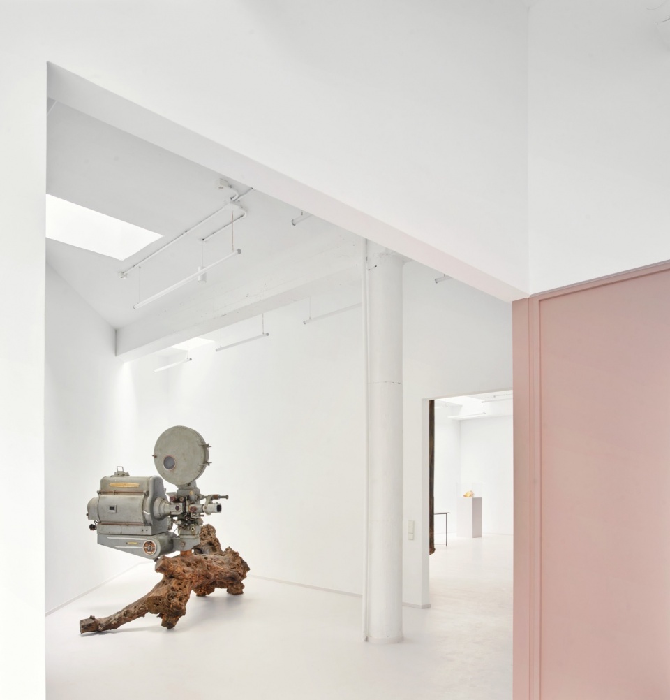 Coleccion ES Headquarters