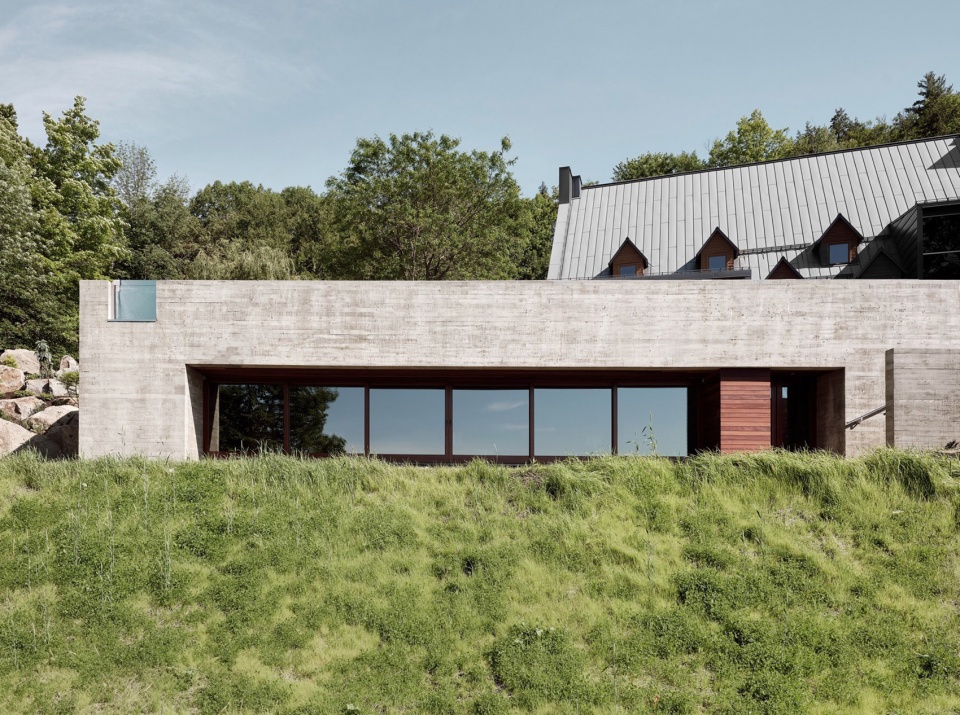 New Installations Celebrating Nature for BALNEA spa reserve thermale by MacKay Lyons Sweetapple Architects tp3