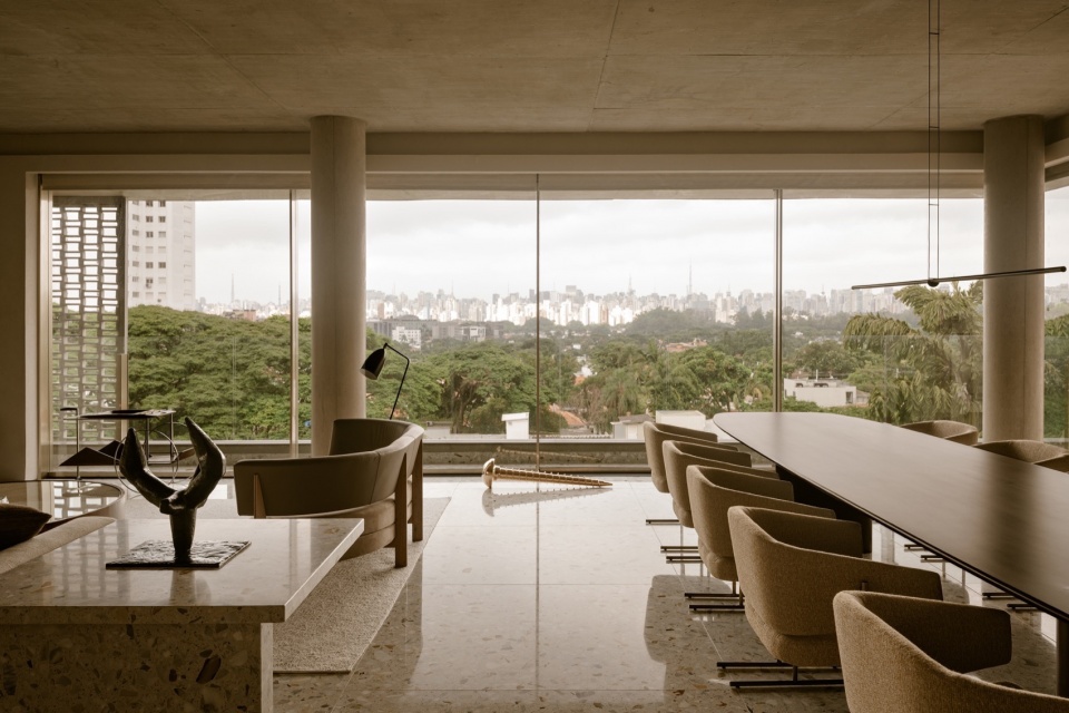 Sete Apartment by Studio Arthur Casas