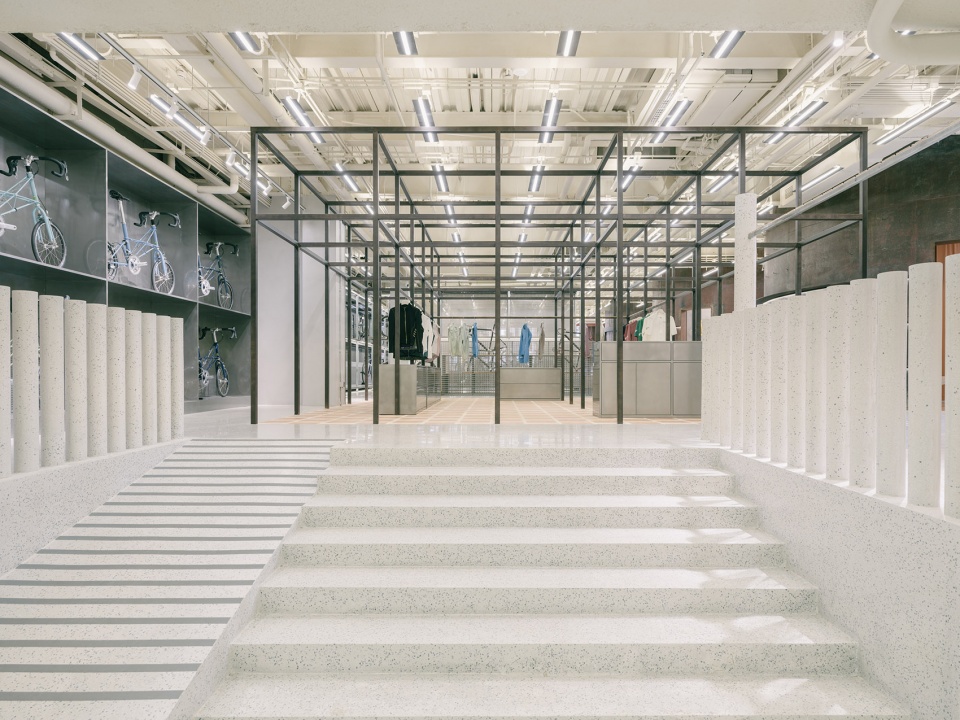the future ruin aitashop by yatofu creatives