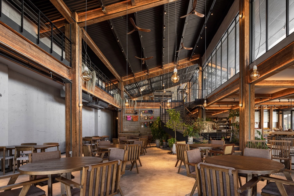 leban restaruant by mos design