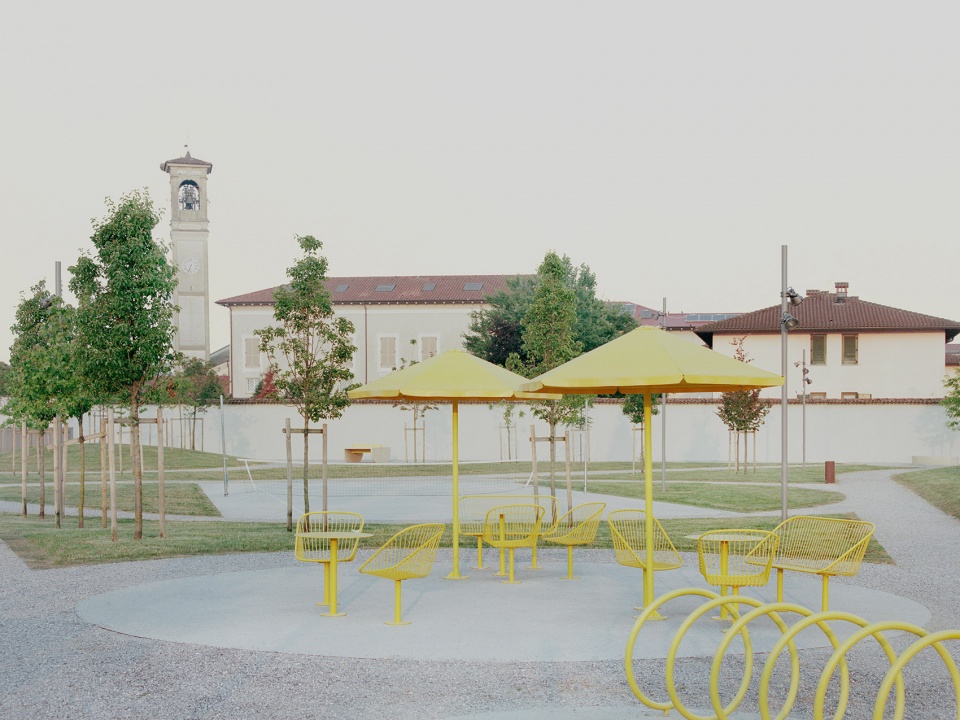 green kilometer new equipped urban park by ghisellini architetti