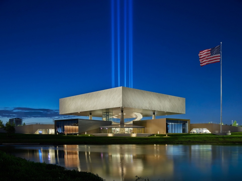 National Medal of Honor Museum Rafael Vinoly Architects