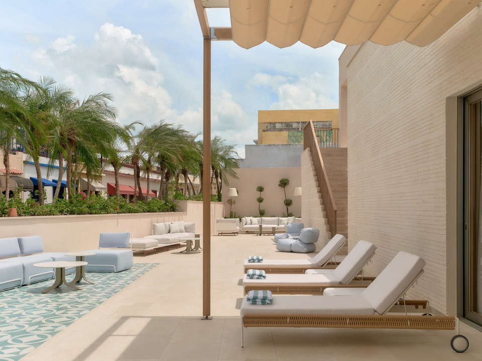 kimpton las mercedes hotel by moneo brock architects