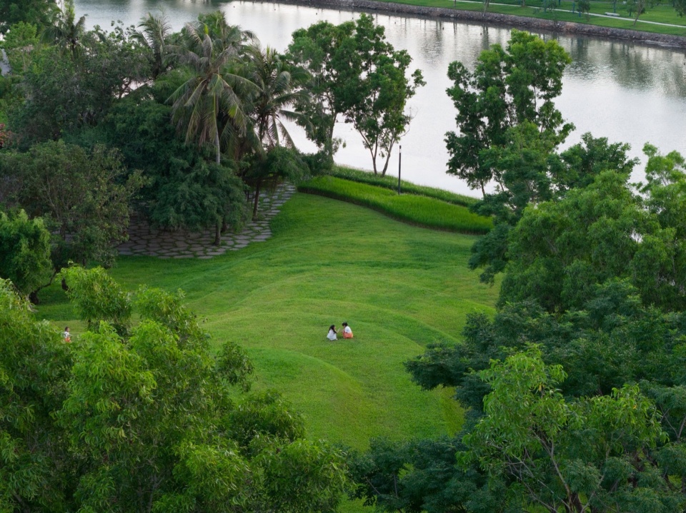 Landscape Design of Haitang River Ecological Park Phase II by LOLA Landscape Architects