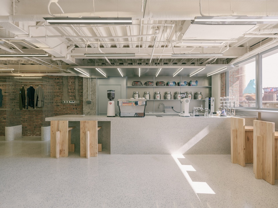 the future ruin aitashop by yatofu creatives