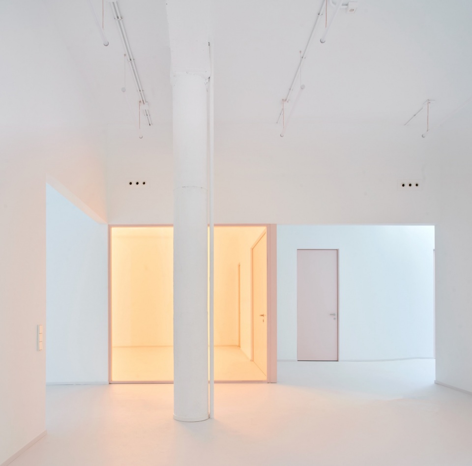 Coleccion ES Headquarters