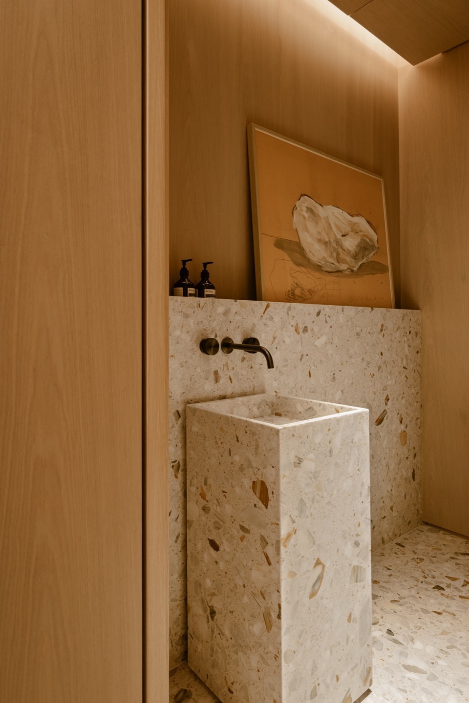Sete Apartment by Studio Arthur Casas