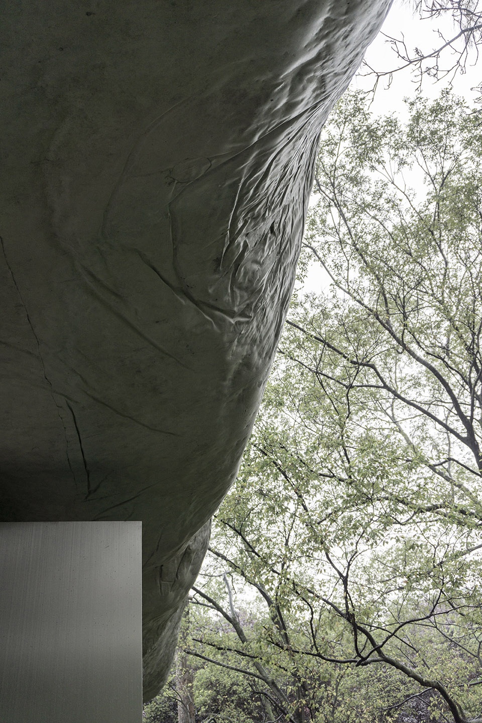 public restroom of nanjing sifang art district by wuwu atelier