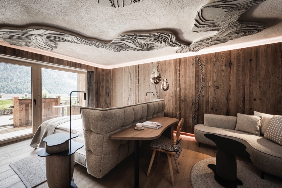 Hotel Der Engel by THE AFICIONADOS