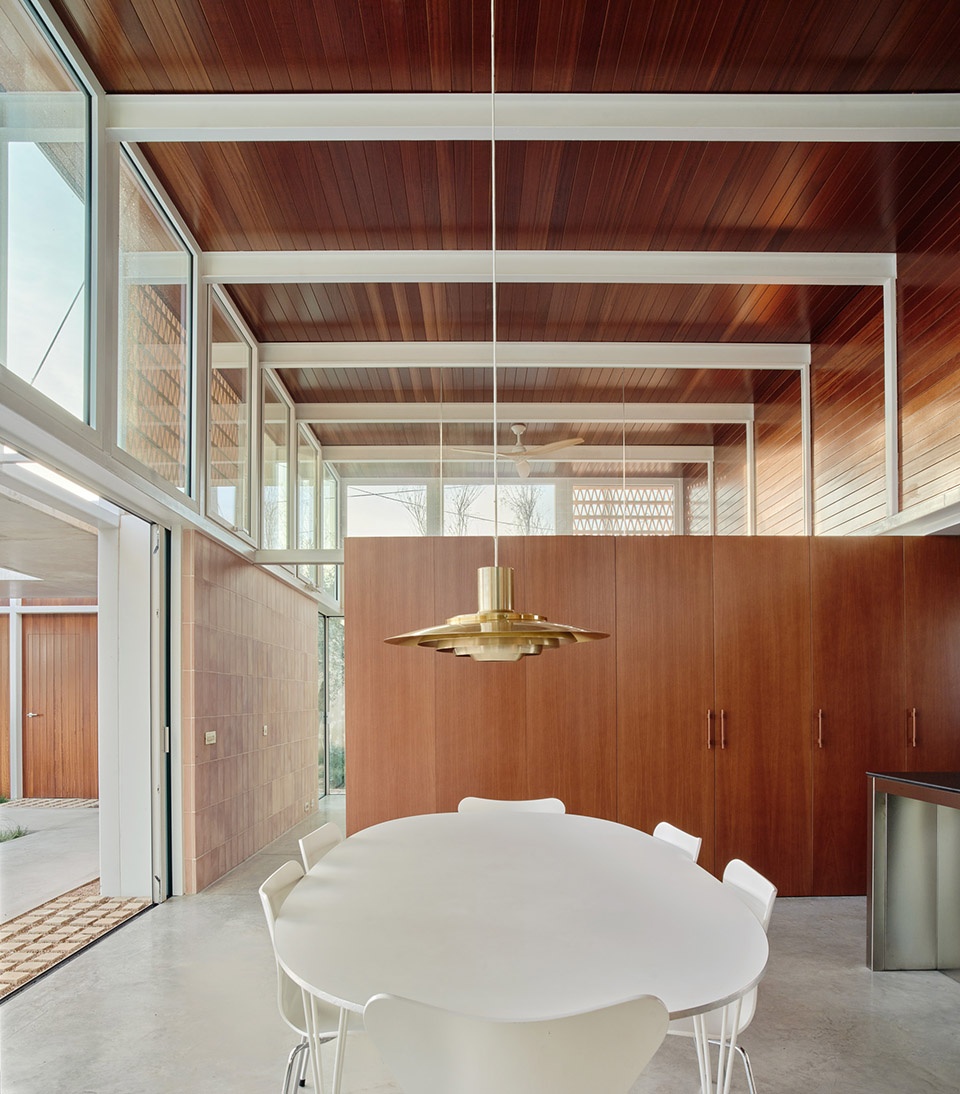 casa tres patis by twobo arquitectura