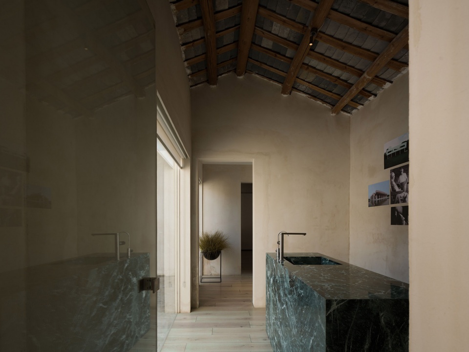 ad future by ad architecture