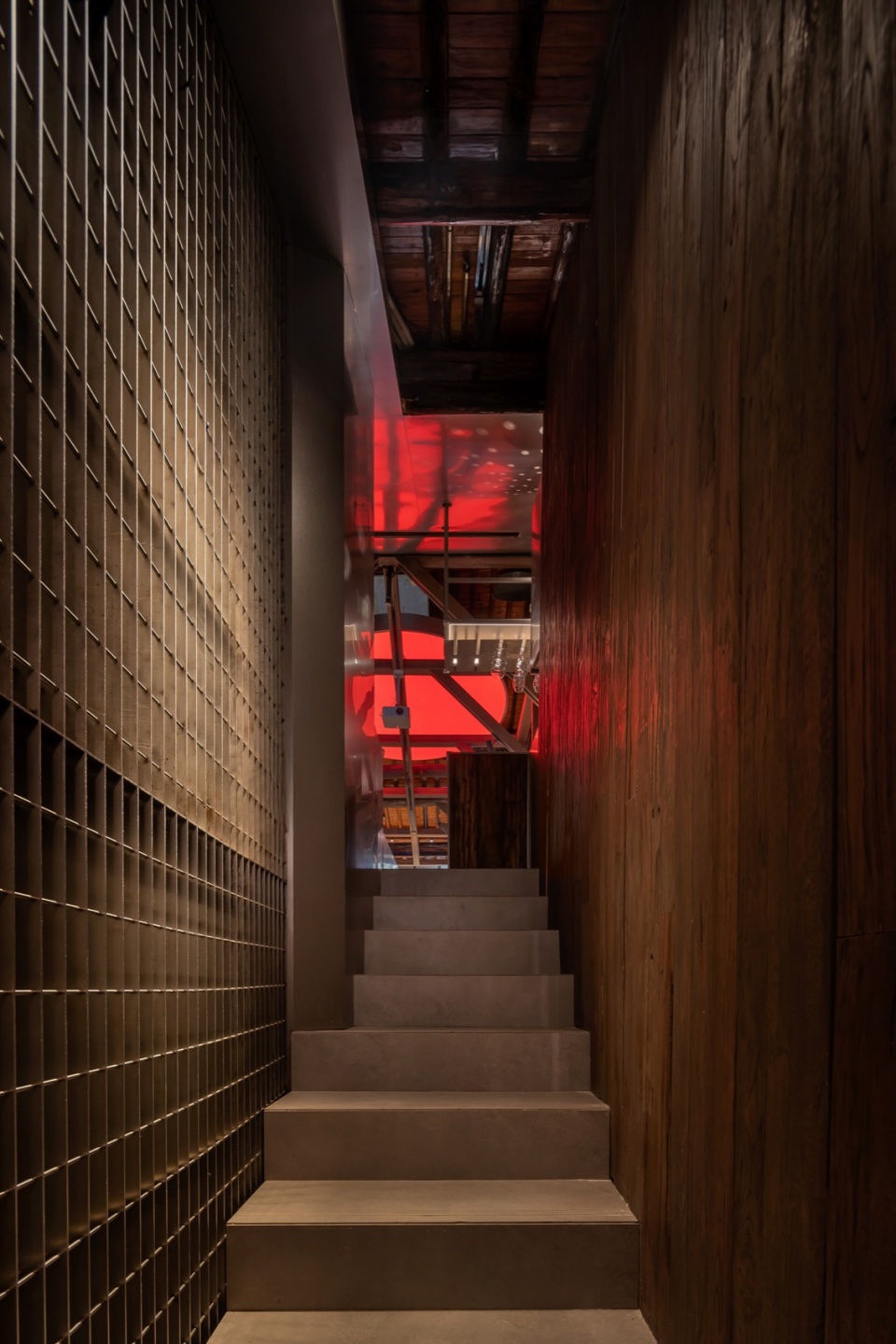 Chimney Bar by Fununit Design More