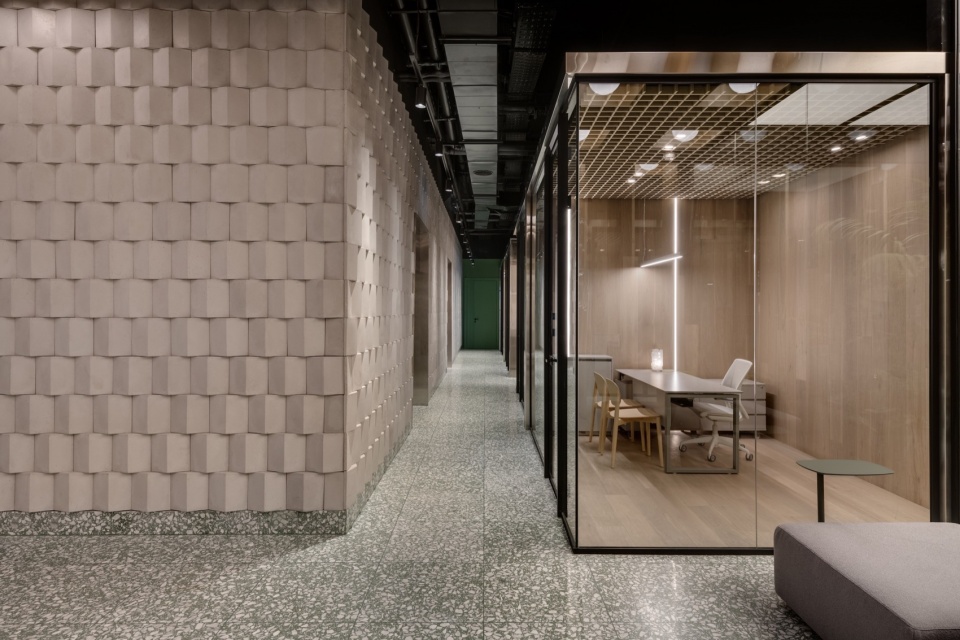 TEL AD by BDM Architects YET Architecture