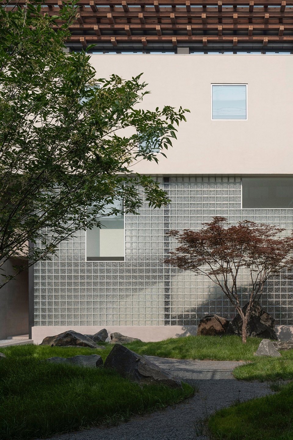 joyous spring wellness center by soong lab