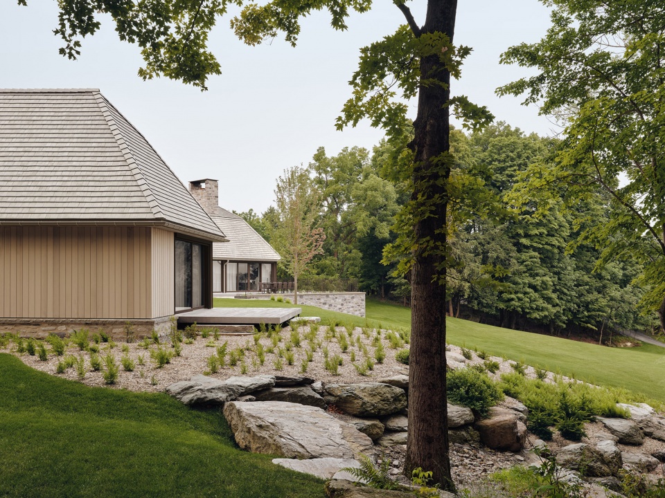 brom residence by atelier carle