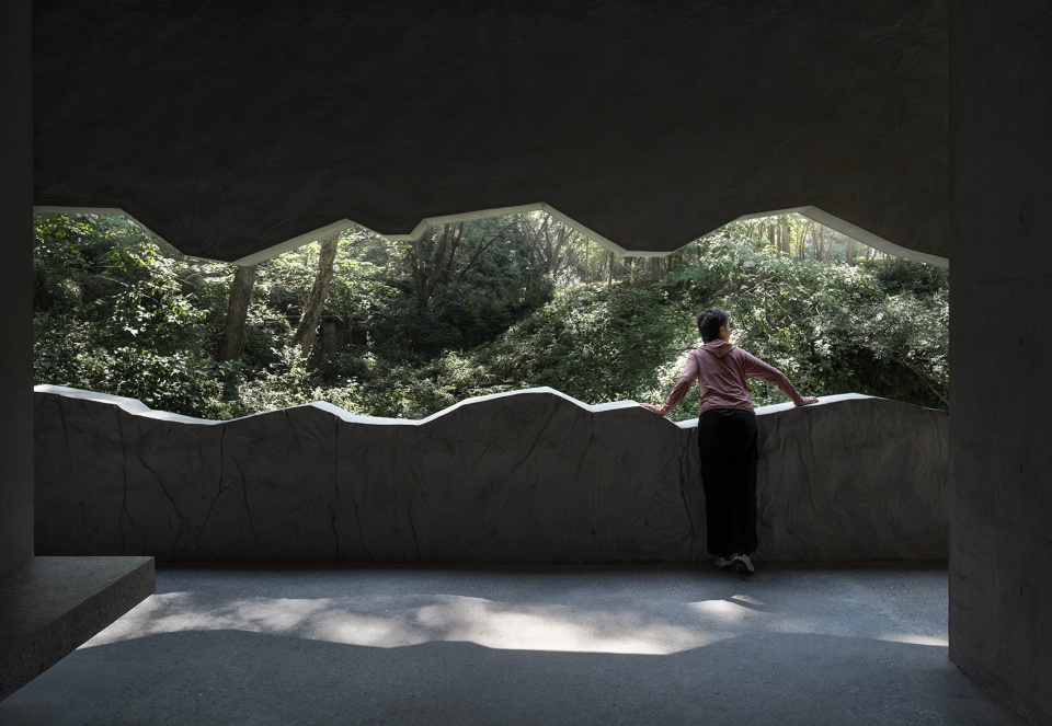 public restroom of nanjing sifang art district by wuwu atelier