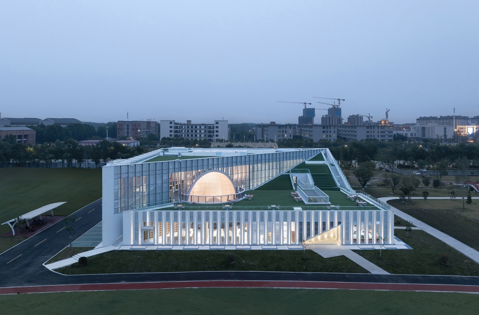 the taierzhuang library by tongyuan design