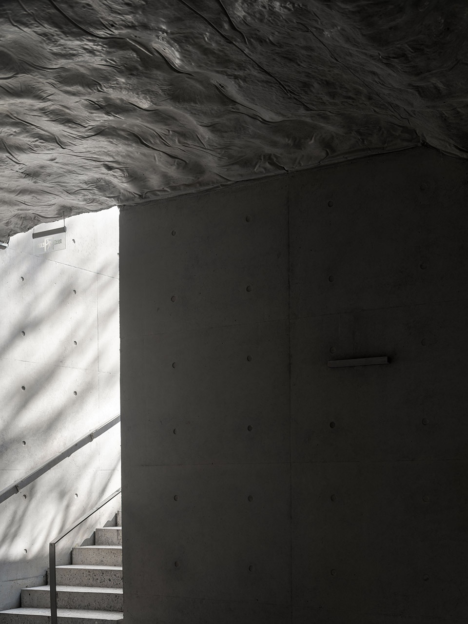 public restroom of nanjing sifang art district by wuwu atelier