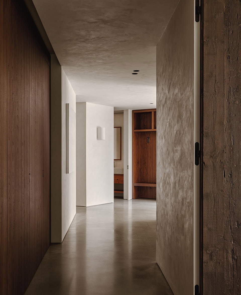 brom residence by atelier carle