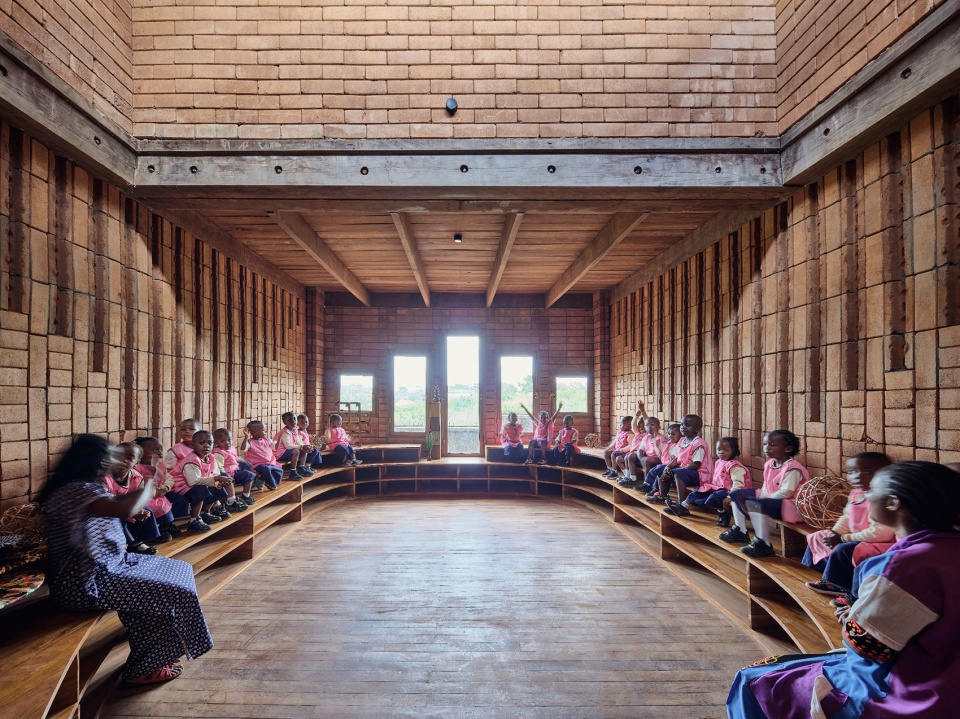 african flow kindergarten by urbanitree