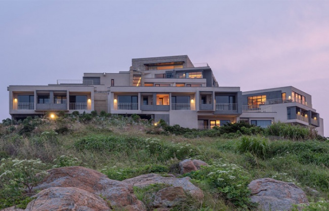 Lost Villa · Huanglong Island Lighthouse Hotel by WJ STUDIO