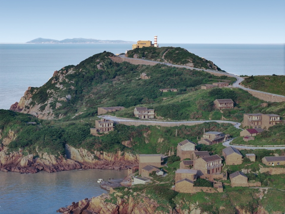 Lost Villa Huanglong Island Lighthouse Hotel by WJ STUDIO