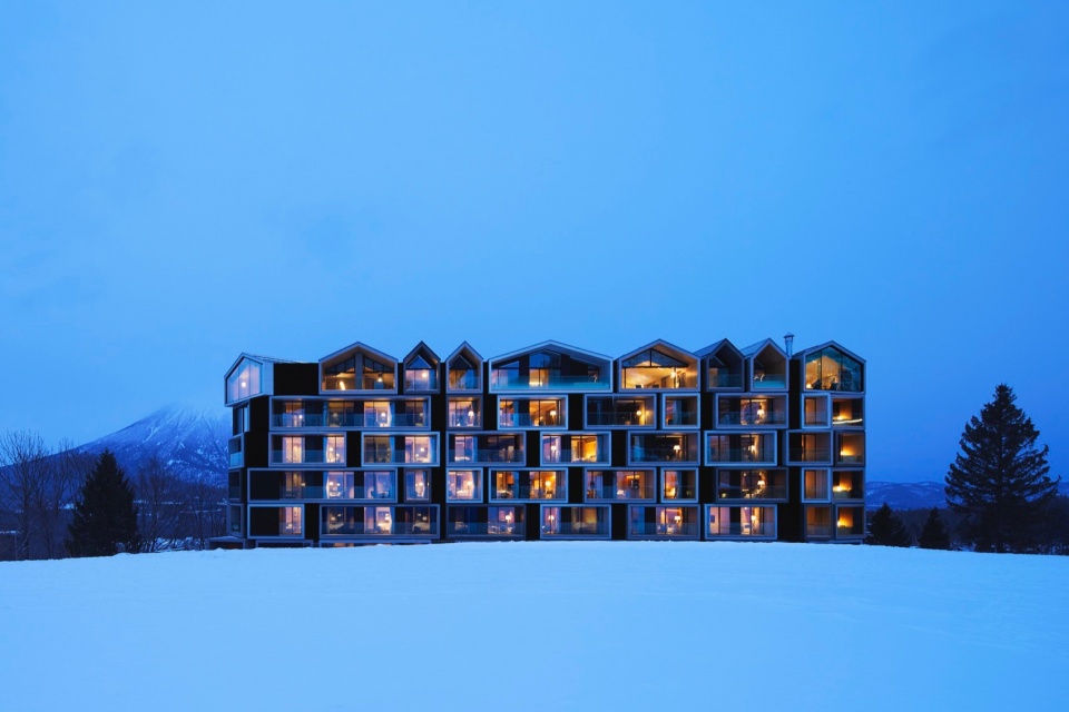 MUWA NISEKO by Nikken Sekkei Ltd