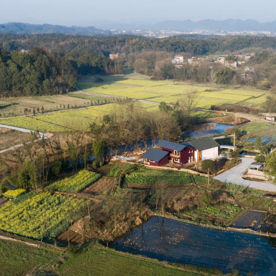jiangshan timber retreat by nota architects