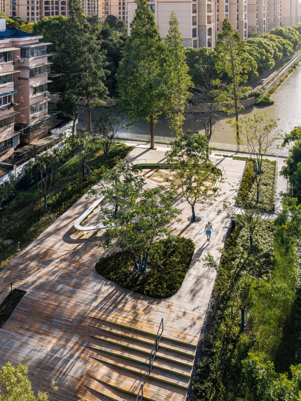 the DECK Shanghai by VIASCAPE design
