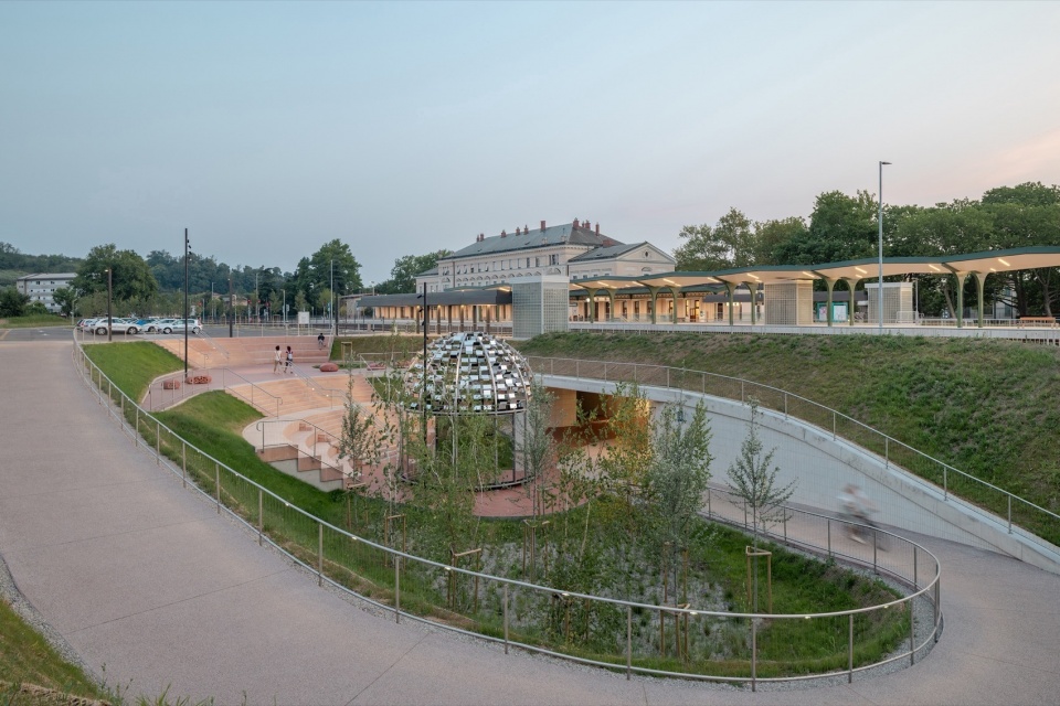 Nova Gorica Railway Station and Vrtaca Underpass SADAR VUGA