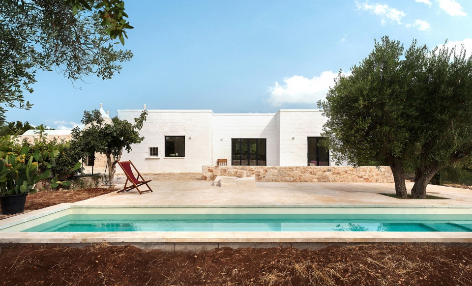 trullo mita by studio8 architects