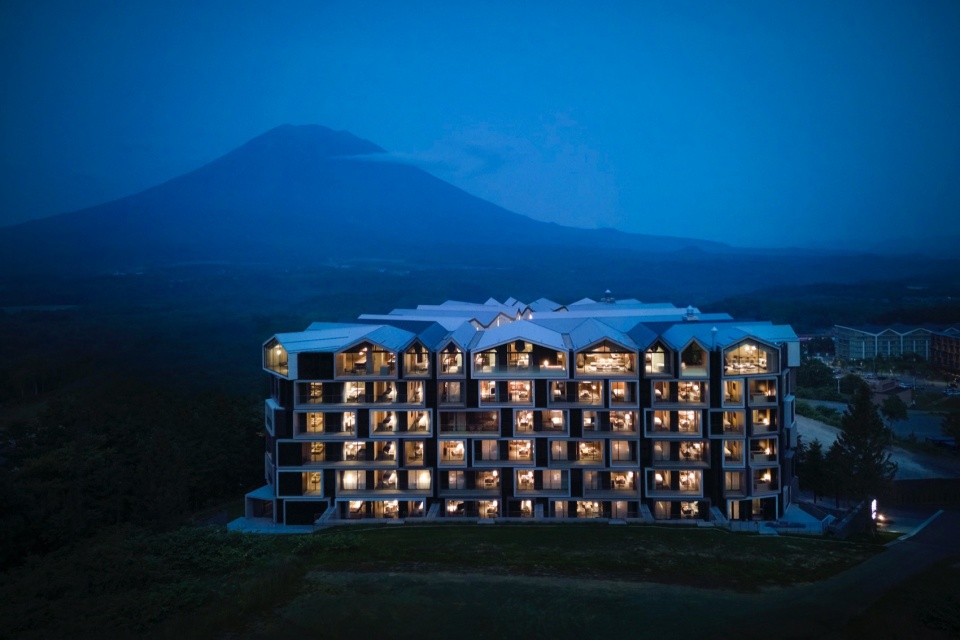 MUWA NISEKO by Nikken Sekkei Ltd