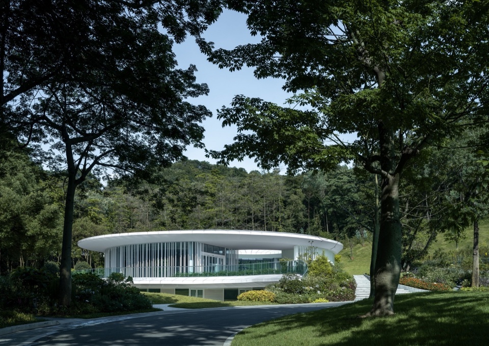 Yunxi Ex situ Conservation Demonstration Area of South China National Botanical Garden Huacheng Art Museum by ARCHITECTURAL DESIGN RESEAR...