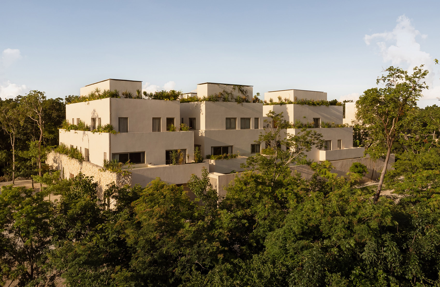Hacienda Wabi RA