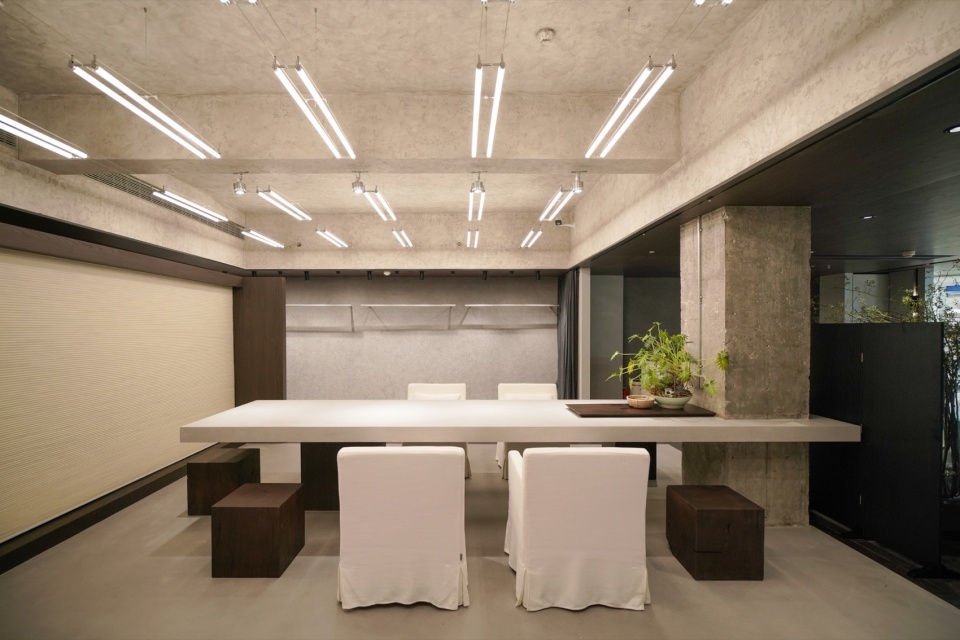 JIUGUOZI by Reborn Design