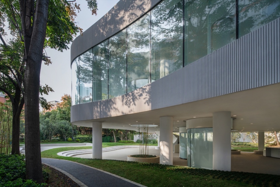 Learning Center at the Central Campus of University of Science and Technology of China by Heimat Architects