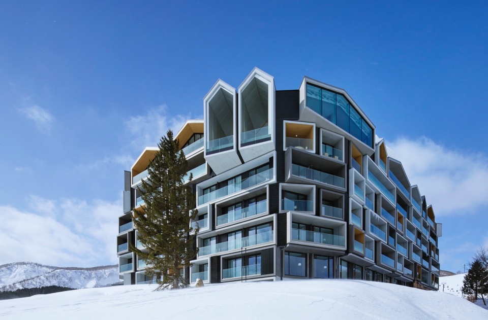 MUWA NISEKO by Nikken Sekkei Ltd